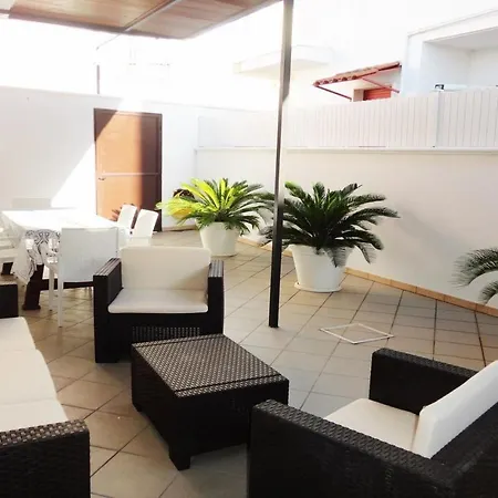 Appartamento Torre San Giovanni 150 *